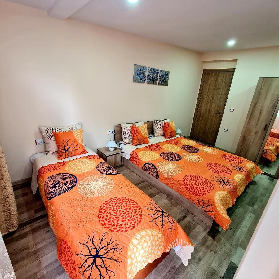 Fema Guest House 巴尔奇克 外观 照片